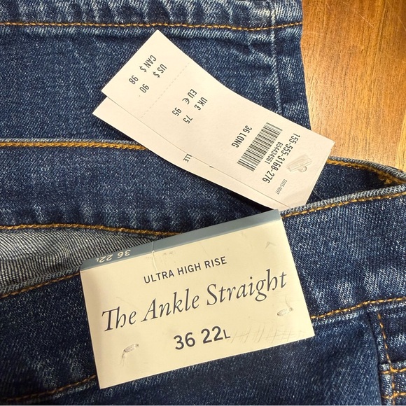 Abercrombie & Fitch Ultra High Rise Ankle Straight Blue Jeans new with tag - Picture 2 of 4
